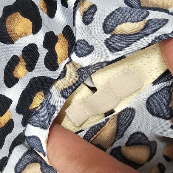 Leopard Print Seamless Bralette - Picture 3 of 4